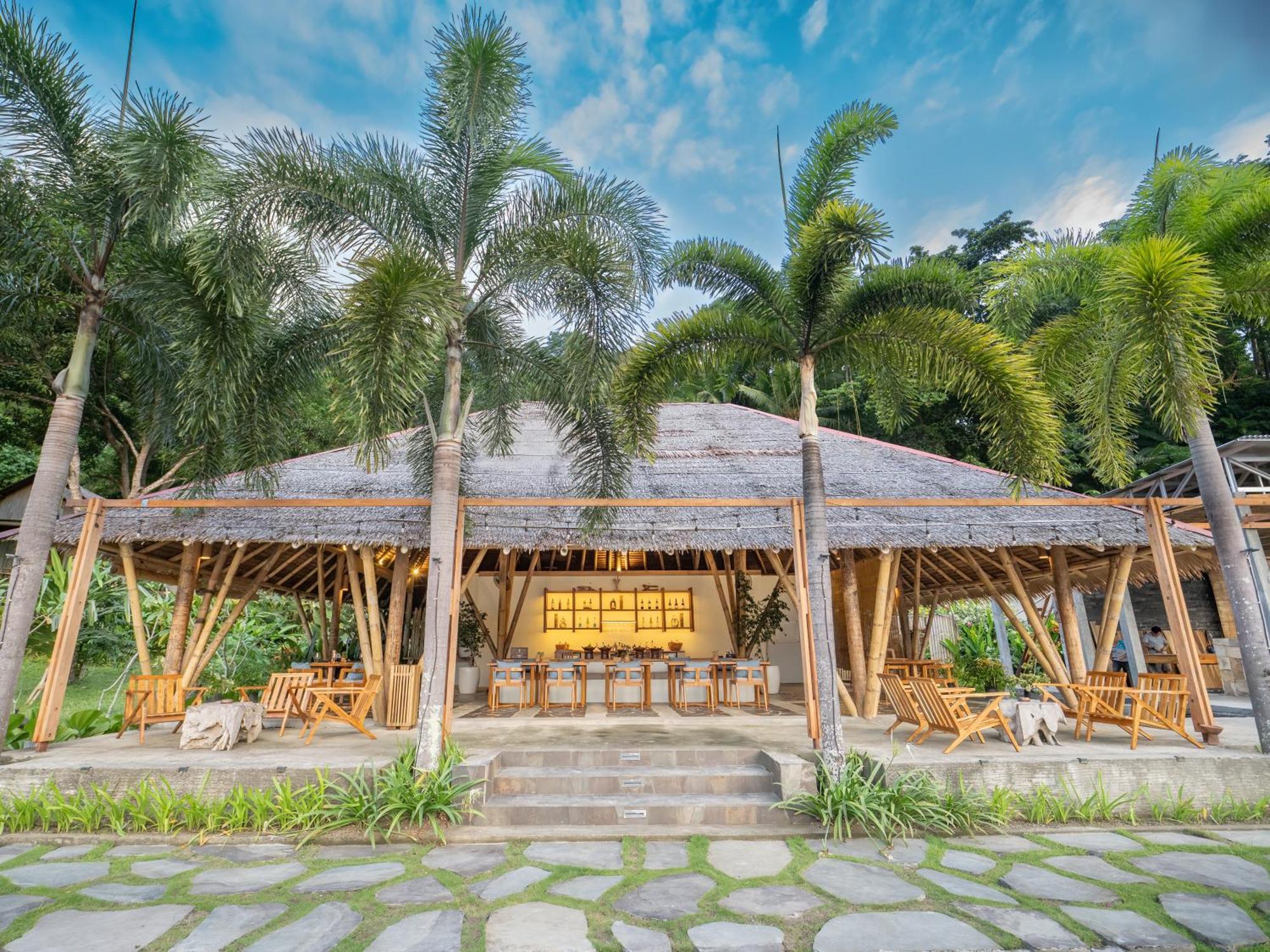 Bitung D'Lagoon Dive Resort מראה חיצוני תמונה